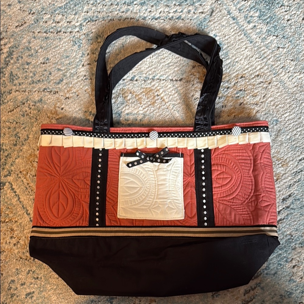 Stylish Quilted Tote Bag - Black and Red